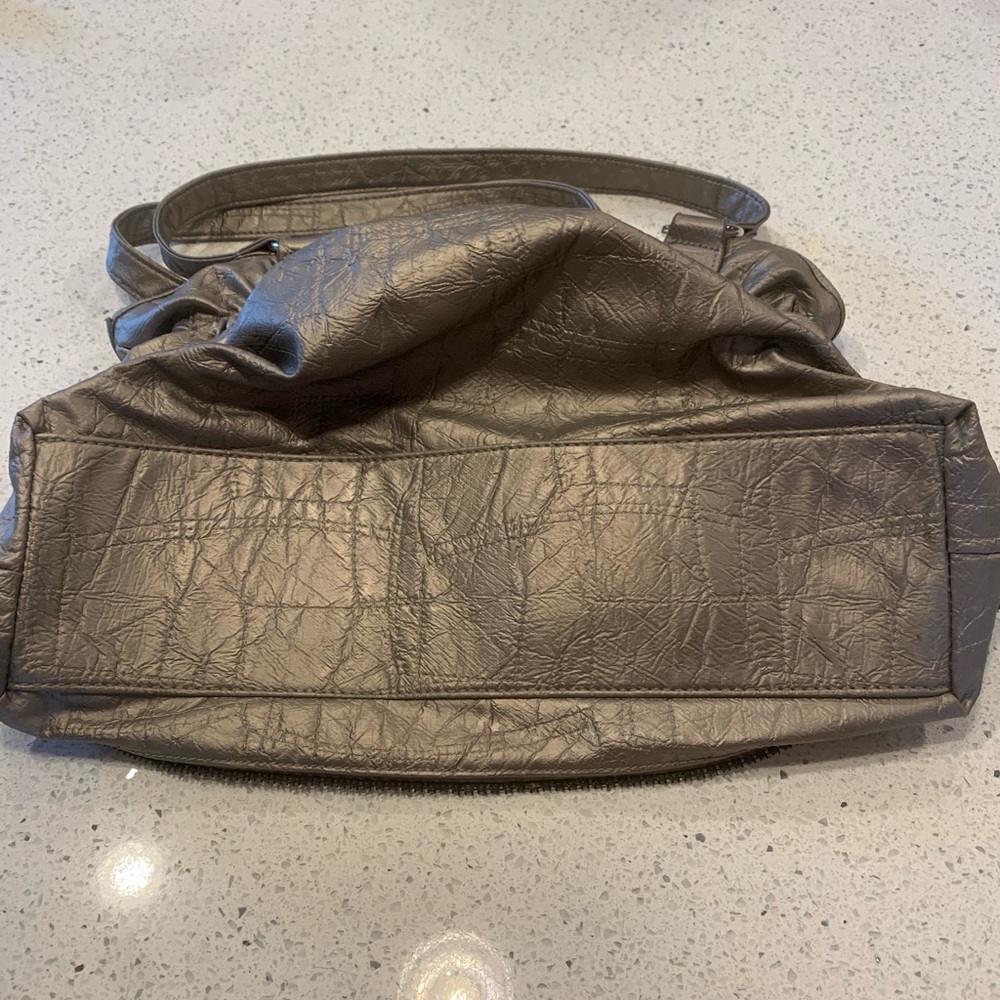 Silver/ grey rhinestone Purse - Picture 6 of 8